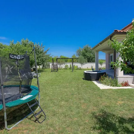Hébergement de vacances Holiday Bokan Valdebek
